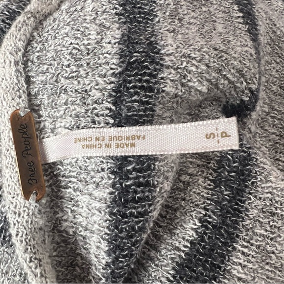 Free people sweater top knitted striped grey black oversized comfy pull over - Picture 4 of 4